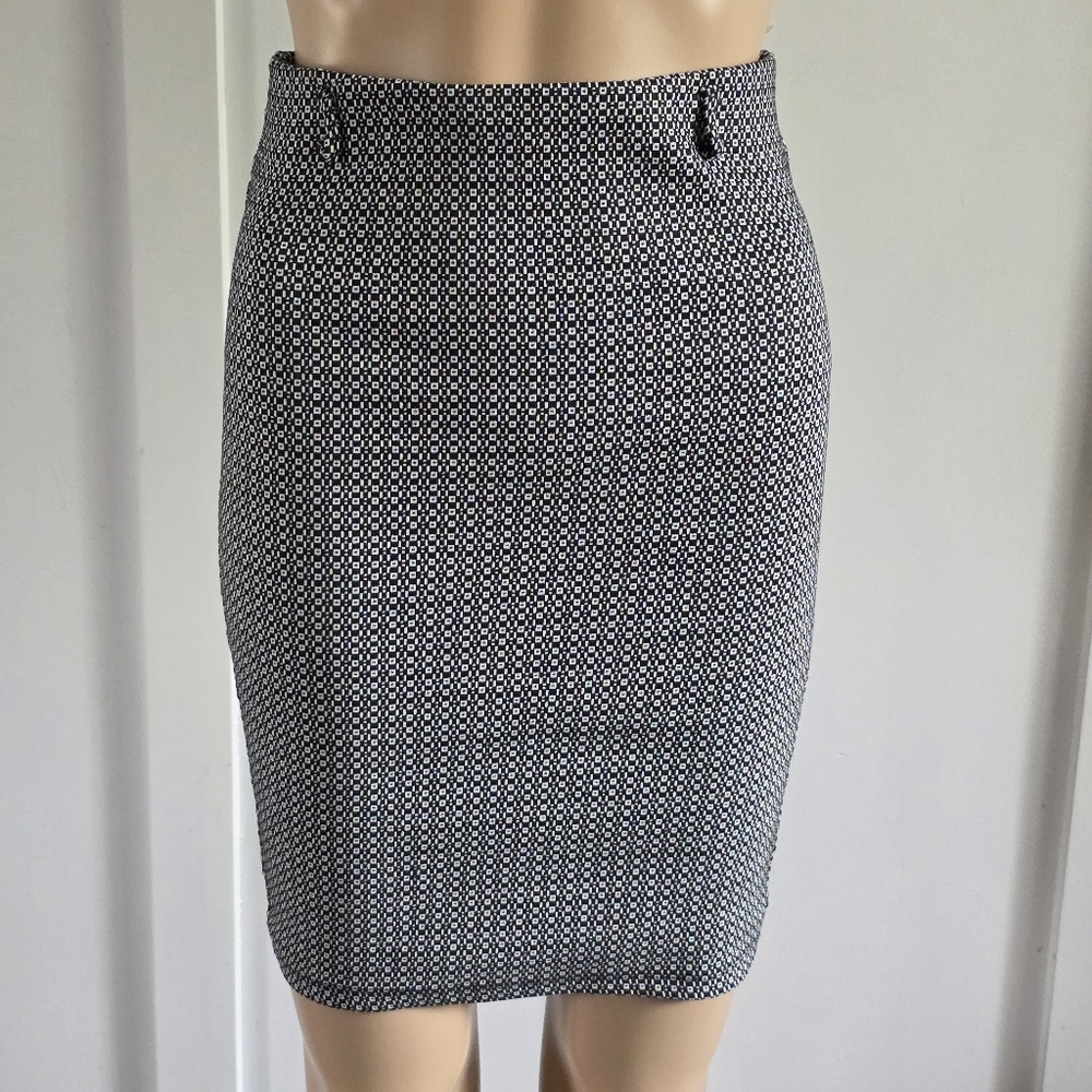 Revamped Elegant Black and White Pencil Skirt, Workwear, Size XS